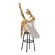 thumbnail image 5 of Estatua de estatuilla de , escultura de de Ballet moderna coleccionable, estatuilla de resina para decoración de estantería de sala , estilo A, 5 of 5