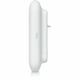 thumbnail image 2 of Extensor de Rango Wi-Fi 7 Ubiquiti U7 Pro Tri Banda 8.6 Gbps, 2 of 9