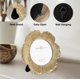 thumbnail image 4 of Marco de fotos circular dorado con flores GIFTY GIFTY 10 × 10 cm (4 × 4 pulg.), 4 of 9