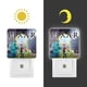 thumbnail image 3 of Franquicia de Monsters, Inc. Luz nocturna LED con sensor de anochecer a amanecer para dormitorio, baño, pasillo, escaleras - Lámpara LED nocturna de enchufe, 0.5W - 1 pieza, 3 of 6
