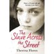 thumbnail image 1 of Arrow – La esclava de la calle: historia real, 1 of 1