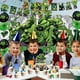 thumbnail image 2 of Paquete de artículos para fiestas de cumpleaños de Hulks, 42 unidades, con pancarta y adorno, 2 of 3