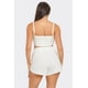 thumbnail image 3 of Conjunto de Top Corto con Lazo Grande en la Parte Delantera, Tirantes Ajustables y Lazo Retorcido, y Shorts con Cintura Elástica Fruncida, Color Blanco (para Mujer), 3 of 5