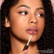 thumbnail image 4 of Mousse para labios ICONIC LONDON Cloud Kiss Matte Lip libre de crueldad animal, 4 of 6