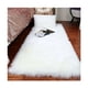thumbnail image 4 of Alfombra de lana de oveja sintética, suave y esponjosa, de pelo largo, decorativa, para silla o sofá (50 x 150 cm, rectangular, blanca)., 4 of 5