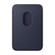 thumbnail image 2 of Billetera FineWoven con MagSafe para iPhone de Apple en Azul Marino, 2 of 5