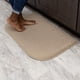 thumbnail image 1 of Alfombra Accent Ritz, lavable, resistente a las manchas, 50,8 x 91,44 cm, color beige, 1 of 3