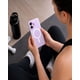 thumbnail image 3 of Carcasa Protectora Premium MagSafe Para iPhone 17, 3 of 5