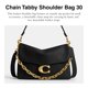 thumbnail image 3 of Bolso de hombro Chain Tabby 30 negro de COACH, 3 of 5