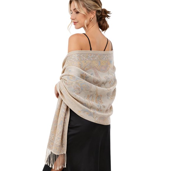 Pañuelo Nonakgado con diseño paisley, blanco y azul, de viscosa