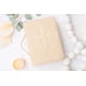 thumbnail image 2 of Funda para Biblia LANDORA & LEAF Beige/Dorado – Talla Grande, 2 of 6