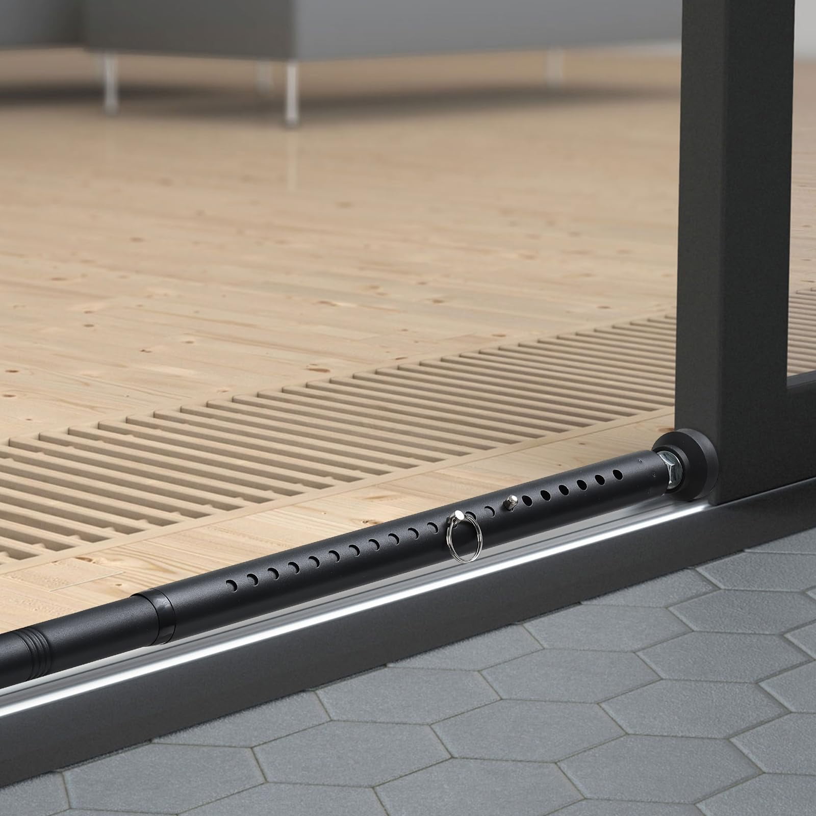 Barra De Seguridad Ajustable Para Puerta Corrediza Bebecome 45-128 Cm