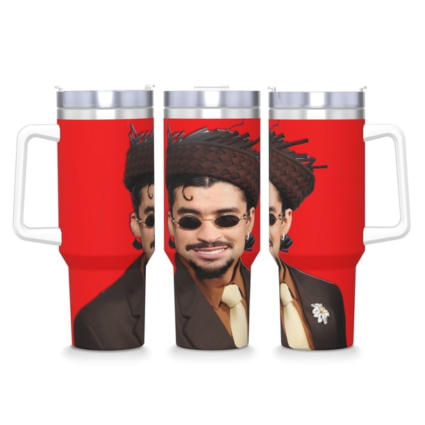 Bad Bunny Vaso aislado de acero inoxidable con asa, diseño temático, regalo para familia, amigos y fans; incluye pajita y encaja en el portavasos estándar, 40 oz