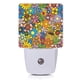 thumbnail image 1 of Luz nocturna Oeaskly 11,5 × 7,5 × 5 cm Flores hippies, 1 of 8