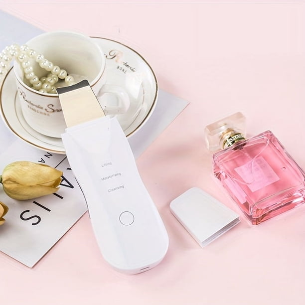 Deep Clean Your Skin with Ultrasonic Vibration Skin Scrubber - Blackhead Remover, Pore Cleaner, and Comedone Extractor For Women & Men