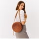 thumbnail image 2 of Bolso Portland Leather Goods Circular Pequeño color Prado, 2 of 7