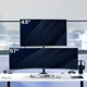 thumbnail image 4 of Soporte para monitor VIVO de 150 cm para doble pantalla ultra‑wide, capacidad 27 kg, 4 of 9