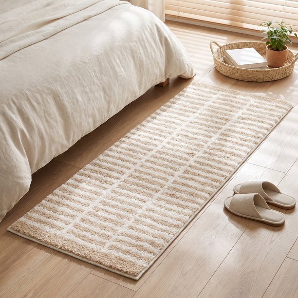 Alfombra Corredora Geométrica REGALWOVEN, Alfombra Suave y Peluda para Cabecera, Alfombra de Pasillo Antideslizante, Alfombra Moderna Absorbente para Baño Rayas Caqui 47" x 16"