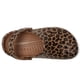 thumbnail image 2 of Crocs Unisex Zueco Clásico Leopardo Sepia Talla 5-7 Mediano, 2 of 7