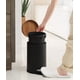 thumbnail image 3 of Bote de basura SunnyPoint Elite con tapa de bambú, 4,5 l/ 1,2 galones (negro), 3 of 5