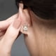 thumbnail image 3 of 3 pares de elevadores de pendientes, cierres hipoalergénicos para orejas caídas, cierres de corona ajustables para pendientes pesados., 3 of 8