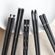 thumbnail image 2 of Palillos Chinos HIWARE de Fibra de Vidrio, 10 Pares, 9,5 Pulgadas, 2 of 3