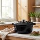 thumbnail image 2 of Olla Holandesa Zulay Kitchen 7,7 L Negra apta para horno hasta 260 °C (500 °F), 2 of 9