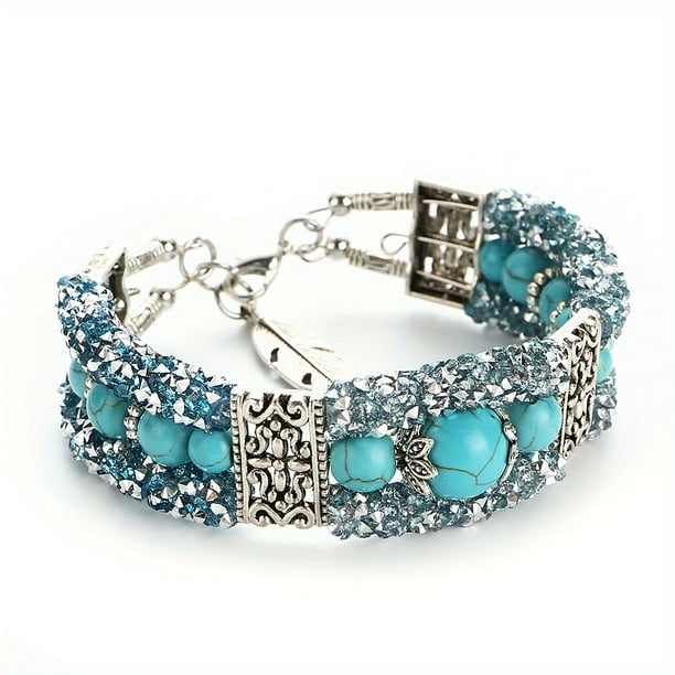 Gorgeous Turquoise Boho Vintage Bracelet - Perfect for Women!