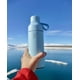 thumbnail image 2 of Botella de agua Ocean Bottle de acero inoxidable reciclado, 500 ml, azul, 2 of 8