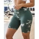 thumbnail image 2 of Calza Corta Mujer Fitness Pretina Cruzada Push Up Tie Dye, 2 of 5