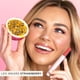 thumbnail image 3 of Bálsamo labial Gloss Tarta Maracuja Juicy Grapefruit Hidratación de 12 horas, 3 of 8