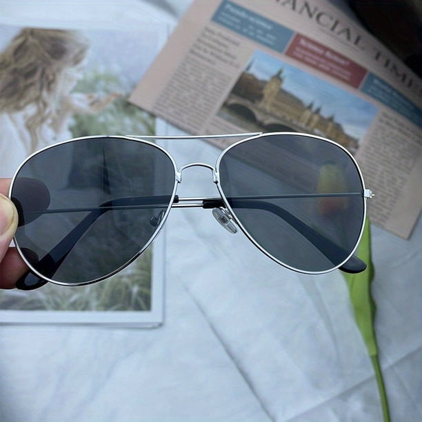 Retro Top Bar Aviator Sunglasses for Men and Women - Mirror Lens for Outdoor Activities, Driving, and Beach Travel - UV400 Protection