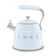 thumbnail image 1 of Estufa Whistling retro Kettle Smeg, 2,4 L, color azul pastel, 1 of 3