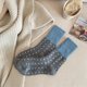 thumbnail image 1 of Xiao Hua pares de calcetines azules con pequeños puntos en contraste y cuello redondo, de algodón elástico que absorbe la humedad, adecuados para el gimnasio y para uso diario informal, talla única., 1 of 3