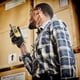 thumbnail image 4 of Walkie Talkies DEWALT DXFRS300, 1 W, impermeable, paquete de 6 con cargador, 4 of 8