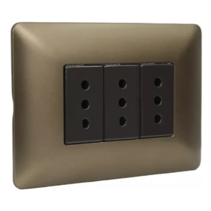 Genérico - Tomacorriente Triple 2P+T 10A 220V Mtx Cafe Stanford Café