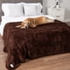 thumbnail image 1 of Manta impermeable para perro PetAmi grande 230x230 cm color marrón, 1 of 9