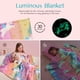 thumbnail image 3 of Manta infantil Joiedomi con forma de unicornio que brilla en la oscuridad, 127 x 152 cm, 3 of 7
