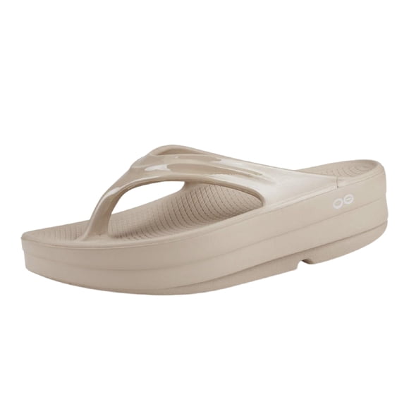 Sandalia Recovery OOFOS Omega OolaLa Nomad para mujer, talla 8