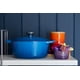 thumbnail image 4 of Horno holandés Le Creuset de hierro fundido esmaltado de 13,25 cuartos de galón, Marsella, 4 of 5