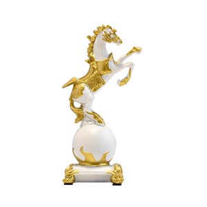 Magideal - Figura De Caballo, Estatua Moderna, Colección De Adornos De Mesa, Escultura De Animal Para Dormitorio, Centro De Mesa, Chimenea, Sala De Estar, Escrit Blanco