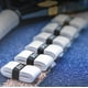 thumbnail image 2 of Overgrips Blanco Pro Padel calidad profesional (Pack x4), 2 of 3