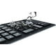 thumbnail image 4 of Teclado USB Plegable de Silicona - Impermeable, Portátil, Compatible con PC y Laptop - Color Negro, 4 of 6