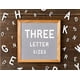 thumbnail image 3 of Tablero de letras de fieltro de 10 x 10 + 2 juegos de letras precortadas + soporte + bandeja de madera mejorada. Tablero de letras, tableros de letras, tablero de letras, tablero de palabras, tablero, 3 of 7