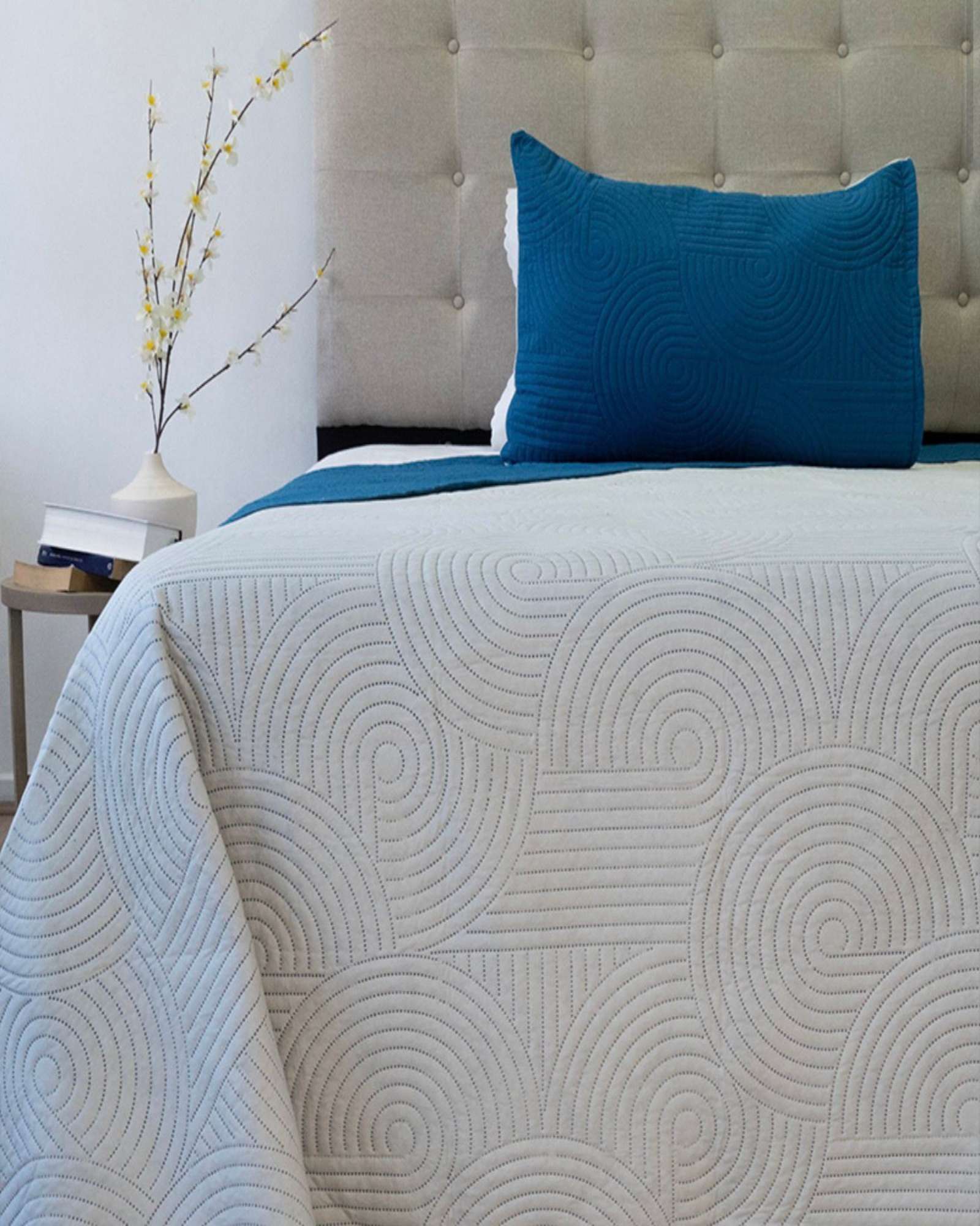 Cubrecama Quilt Bicolor Plaza Y Media Doral