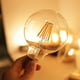 thumbnail image 3 of Ampolleta Led Globo Edison Vintage Clásico Retro 6w, 3 of 3