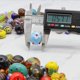 thumbnail image 3 of Perlas de vidrio Fun-Weevz surtidas para hacer joyas y manualidades, 3 of 8