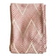 thumbnail image 5 of Mantel Rectangular Rojo Bordado Líneas ZigZag Blancas, 5 of 5