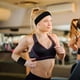 thumbnail image 5 of Juego de 3 muñequeras deportivas para hombre y mujer, de tela de rizo que absorben la humedad, suaves para hacer ejercicio, tenis y baloncesto (negro), 5 of 7