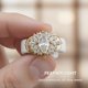 thumbnail image 4 of Clip para auriculares BEVCEFCC con gran diamante dorado para Bose, 4 of 7